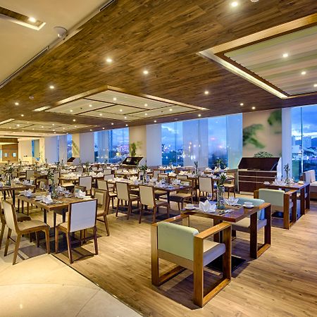 A La Carte Da Nang Beach Екстериор снимка