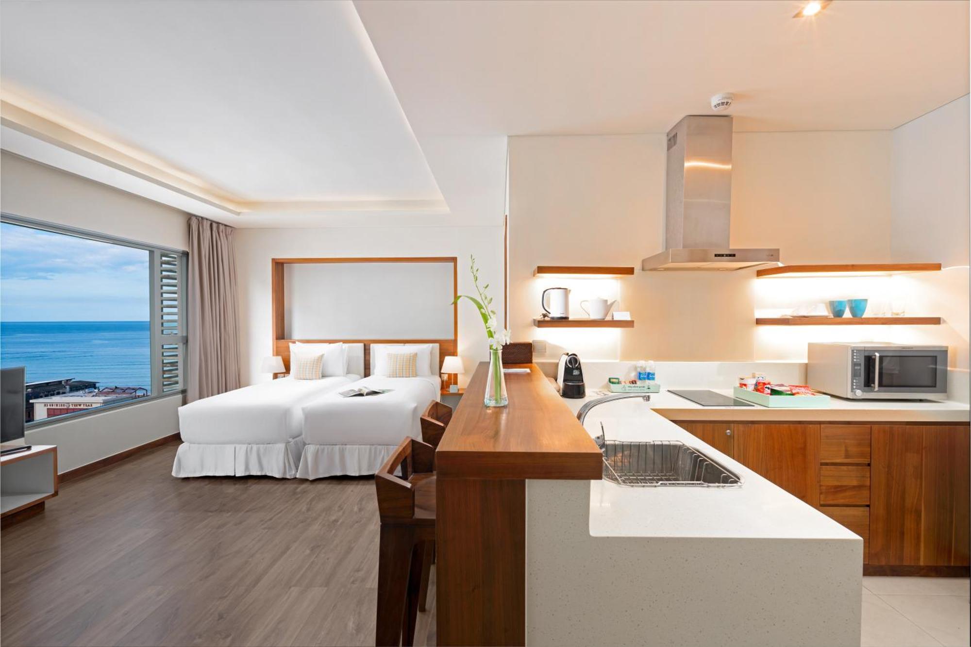 A La Carte Da Nang Beach Екстериор снимка