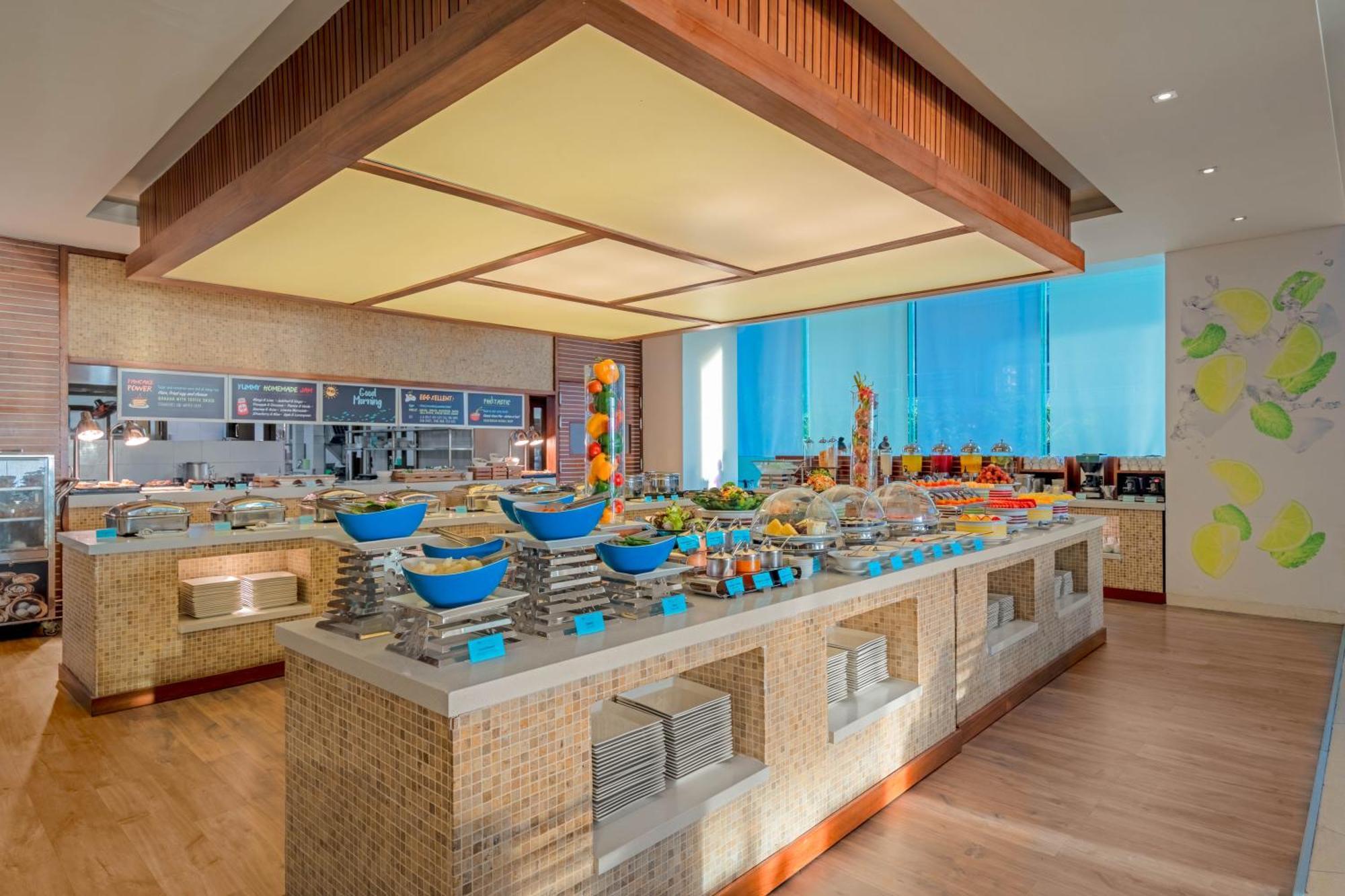 A La Carte Da Nang Beach Екстериор снимка