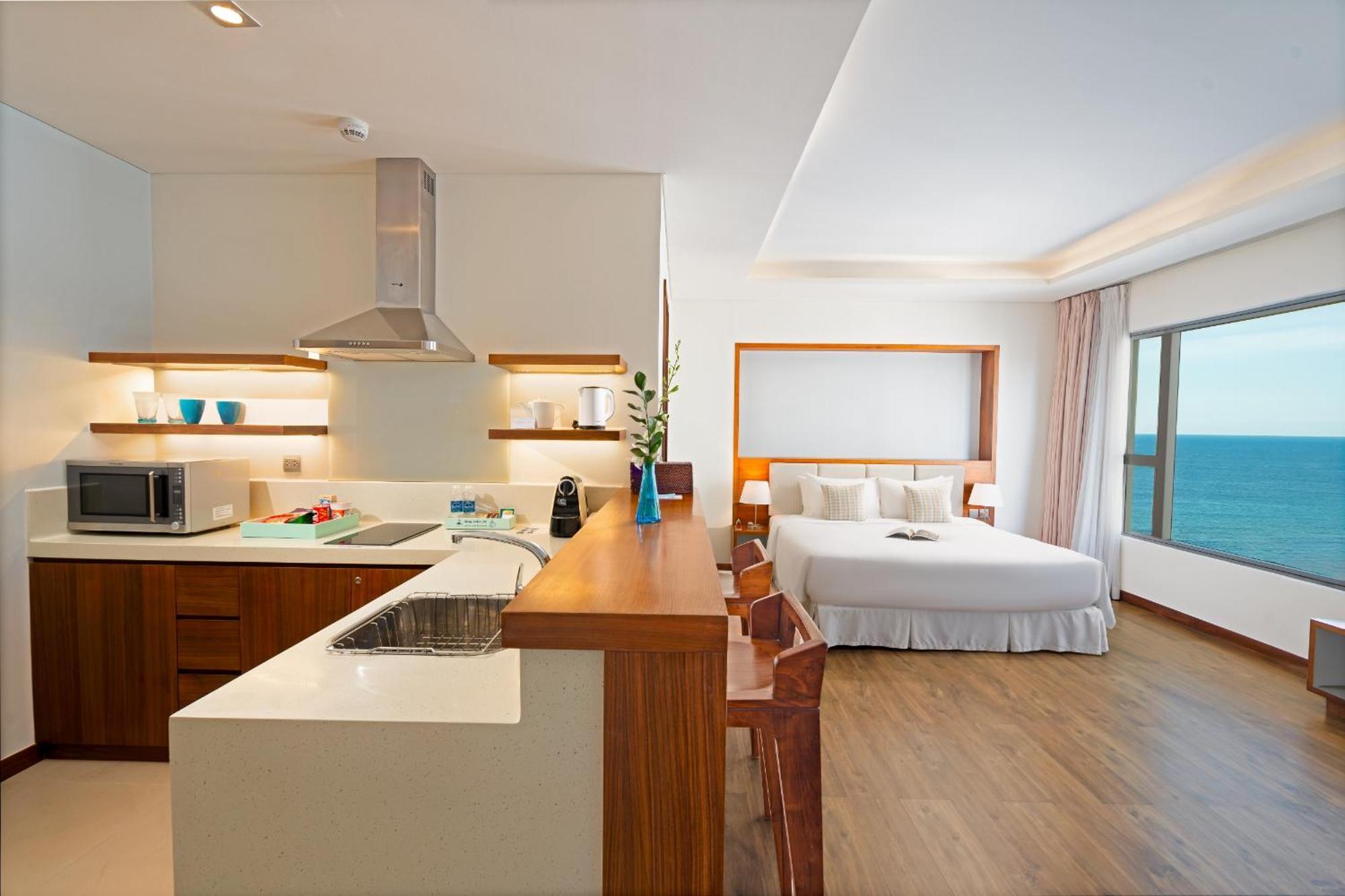 A La Carte Da Nang Beach Екстериор снимка